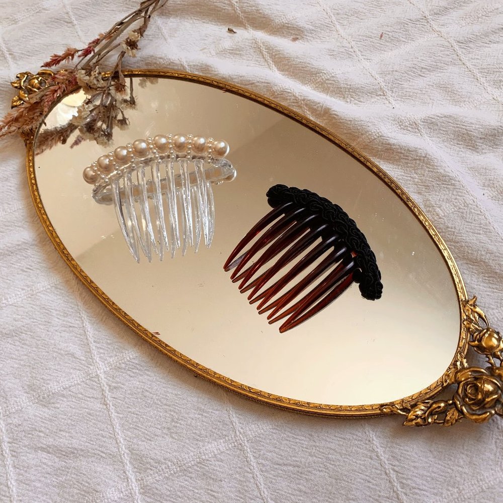 Vintage Hair Combs- Set of 2